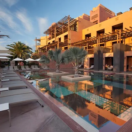 Lopesan Baobab Мелонерас