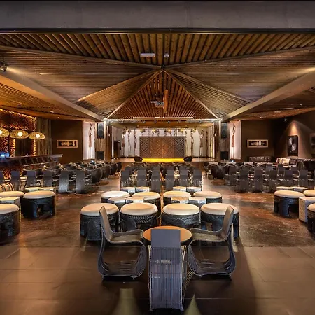 Lopesan Baobab Мелонерас