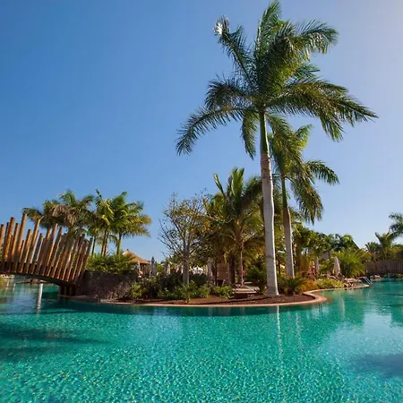 Lopesan Baobab Hotel